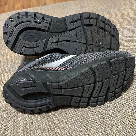 Brooks running shoes - Picture 6 of 6